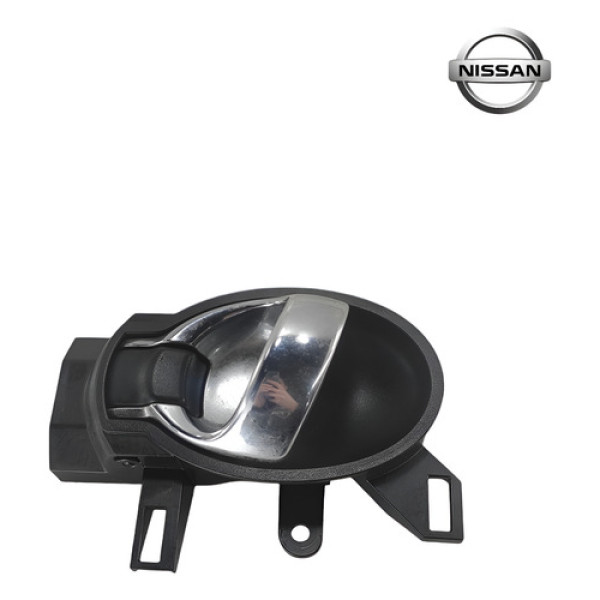 Macaneta Interna Traseira Esquerda Nissan Marcha 2011 2020 Traseira