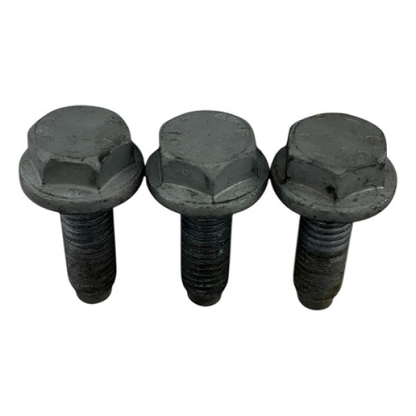 Jogo Parafuso Fixacao Coxim Torre Dianteira Audi A3 2015 Prateado