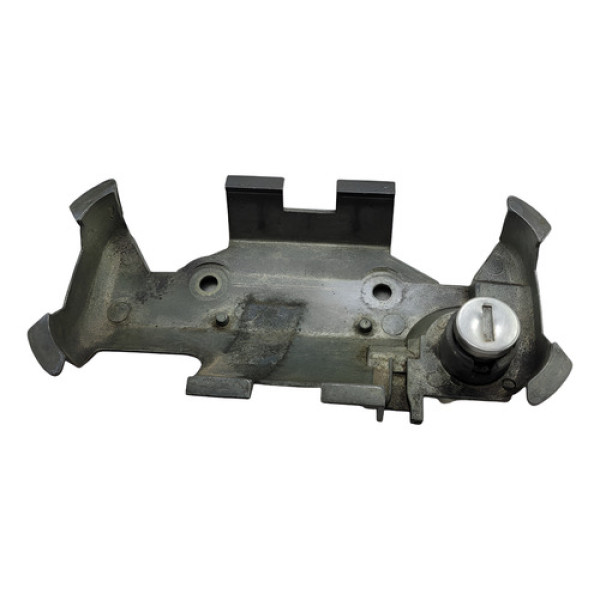 Base Suporte Macaneta Externa Dianteira Direita Corsa 2001 Dianteira