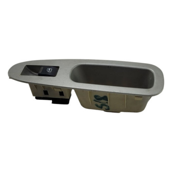 Moldura Botao Vidro Porta Traseira Direita Chery S18 2012