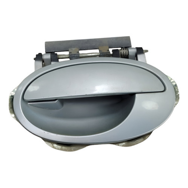 Macaneta Externa Traseira Esquerda Corsa  Meriva 2002 2012 Prateado Traseira