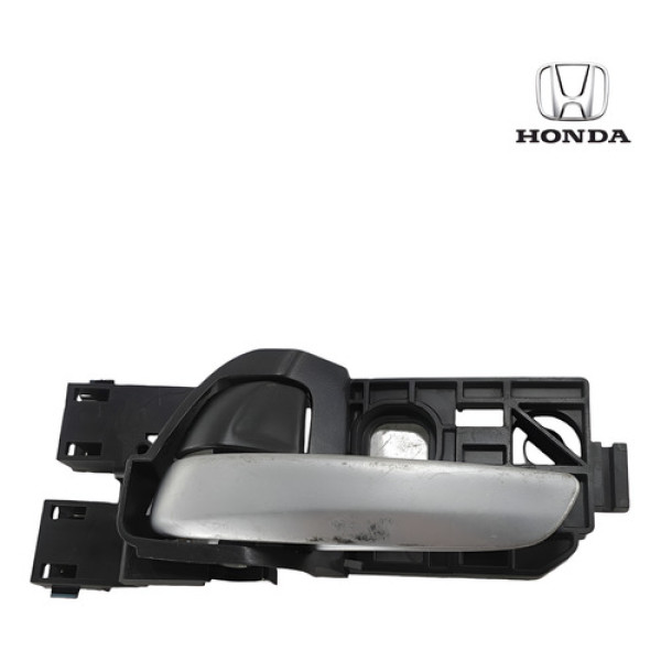 Macaneta Trava Dianteira Esquerda Honda Fit 2004 2013 Dianteira