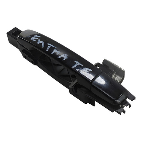 Macaneta Externa Traseira Esquerda Nissan Sentra 2012 Traseira