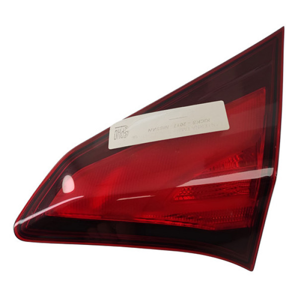 Lanterna Esquerda Tampa Nissan  Kicks 2017 2020 Esquerdo/motorista Vermelho