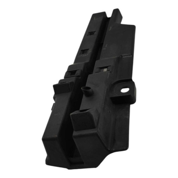 Suporte Soleira Traseira Esquerda Peugeot 408 2013 2014 Preto