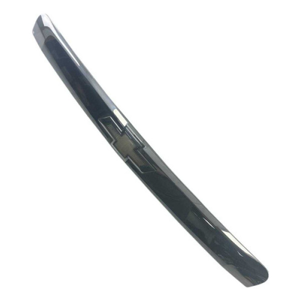 Friso Acabamento Tampa Traseira Chevrolet Tracker 2013 2019 Cromado