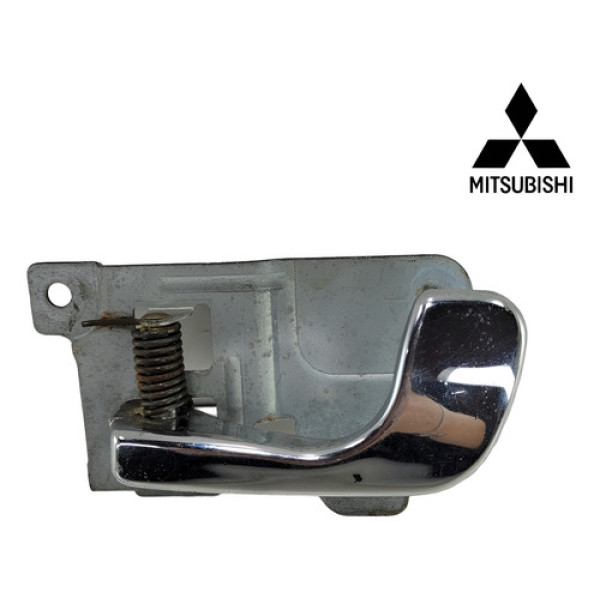 Macaneta Interna Trinco Mitsubishi Pajero 2008 2015  Dianteira