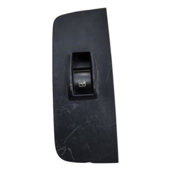 Moldura Botao Vidro Dianteiro Direito Fiat Strada 2007 2012