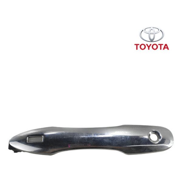 Maçaneta Externa Dianteira Esquerda Toyota Corolla 2014 Dianteira