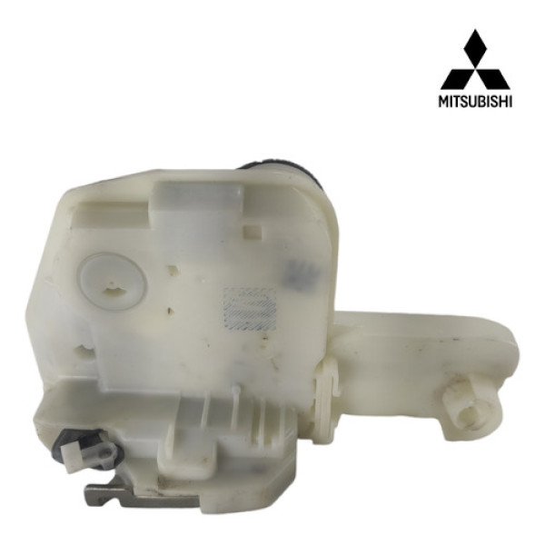 Fechadura Traseira Esquerda Mitsubishi Outlander 2013