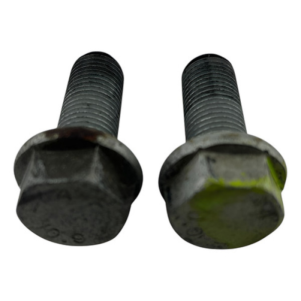 Par Parafuso Pinca Dianteira Audi A3 Volkswagen Golf 2015 Prateado