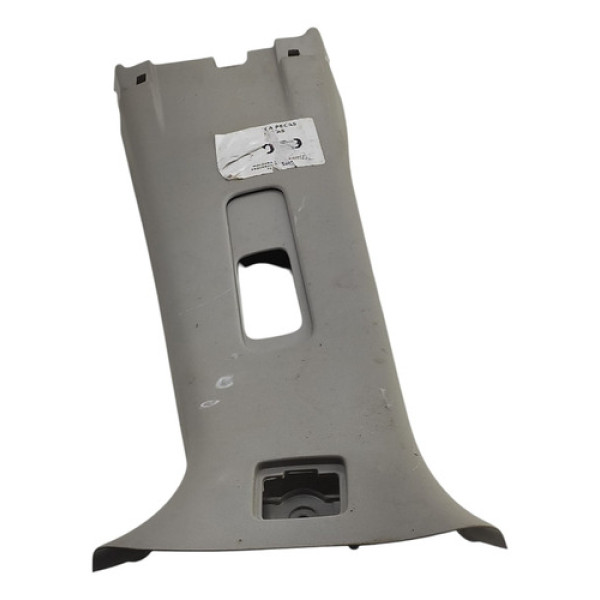 Moldura Cinto Seguranca Direito Nissan Sentra 2015