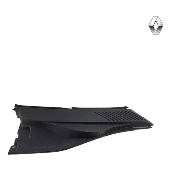 Moldura Churrasqueira Parabrisa Renault Clio 2000 2003 Dir