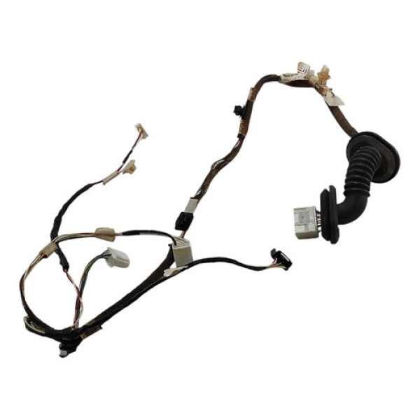 Chicote Porta Traseira Direita Toyota Hilux 2016 2020