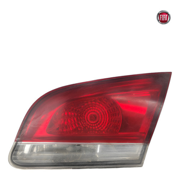 Lanterna Tampa Mala Traseira Direita Fiat Siena 2008 2013 Direito Vermelho