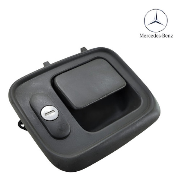 Macaneta Porta Ext Mercedes Benz 1620 1725 1938 Esq Dianteira