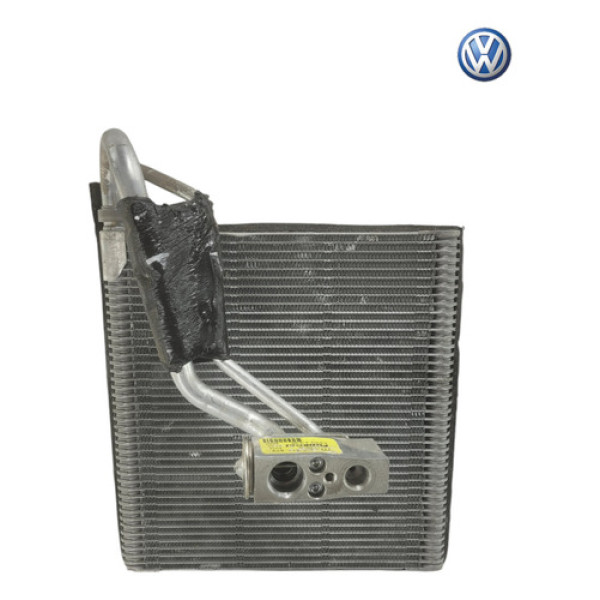 Radiador Ar Frio Caixa Vaporizadora Volkswagen Jetta 2017