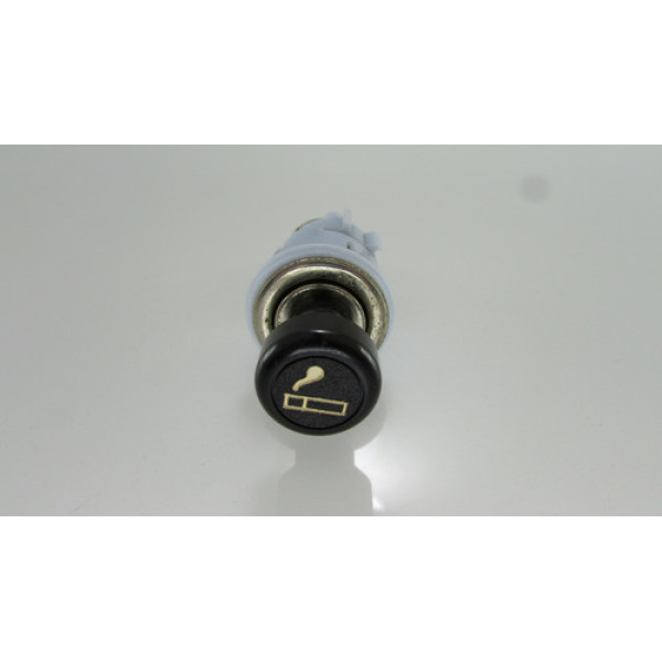 Tomada 12v Chery Qq 2013 Original