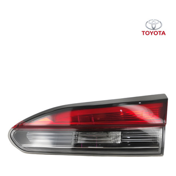 Lanterna Tampa Traseira Direita Toyota Corolla Cross 2023 Direito/passageiro Vermelho