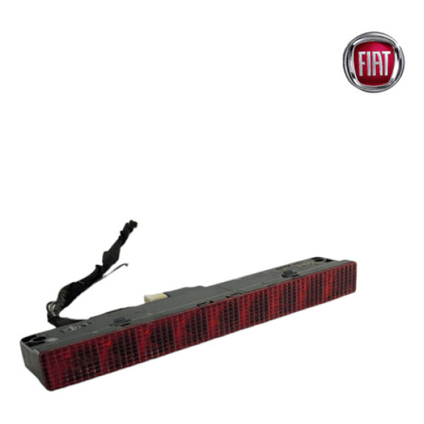 Luz Freio Traseira Break Light Fiat Uno Vivance 2013 2018