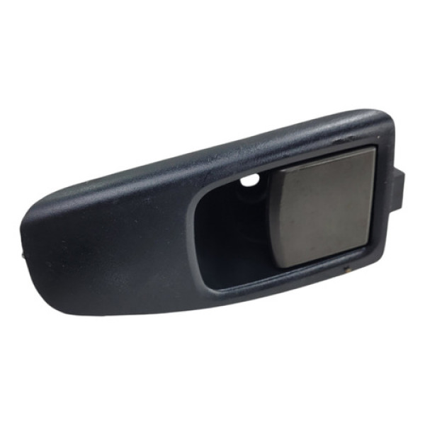 Macaneta Da Porta Traseira Direita Idea 2011  2016